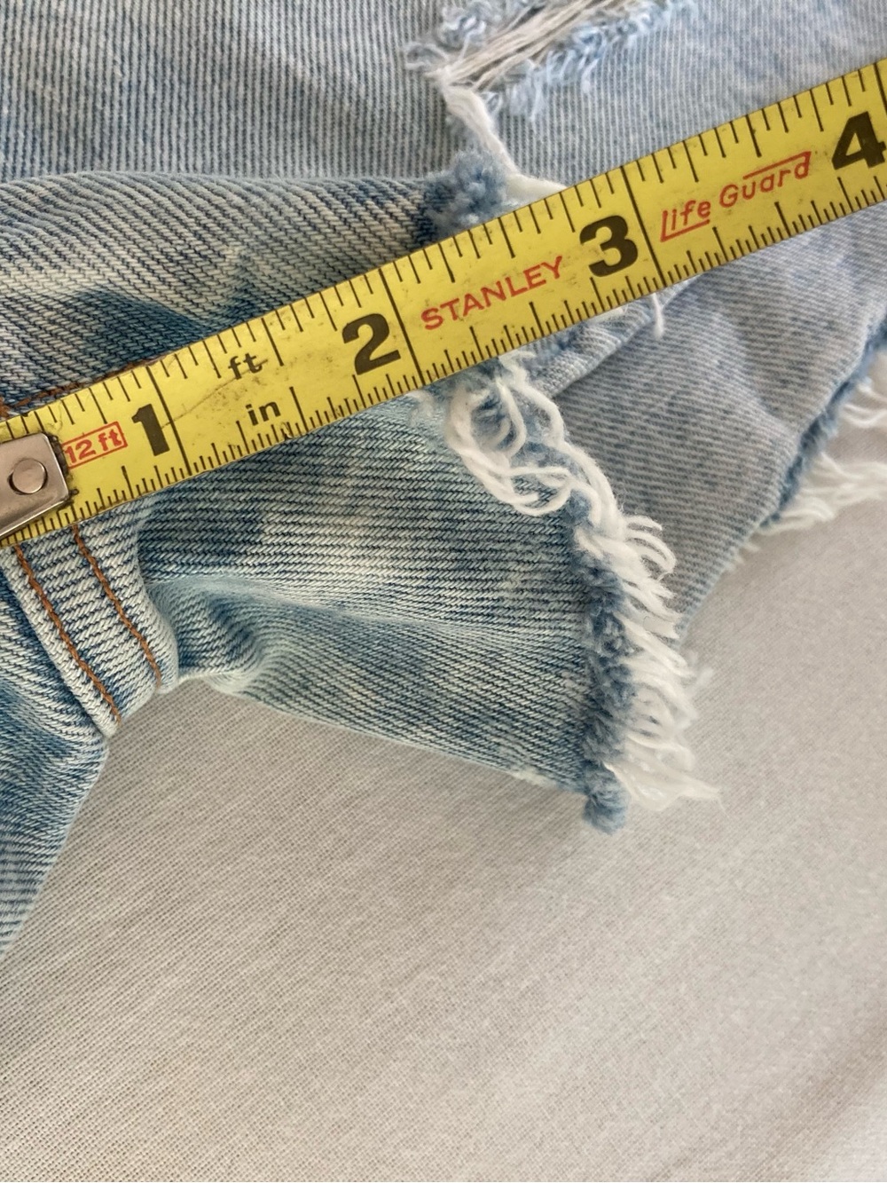 Agolde Jaden High Rise Distressed Shorts in Broken 27 - Picture 7 of 12